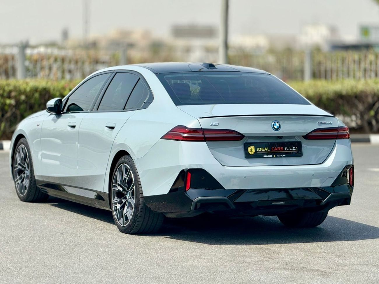 بي أم دبليو i5 BMW I5 | EDRIVE40 MSPORT | GCC SPECS | YEAR 2024 | UNDER WARRANTY AND SERVICE CONTRACT |