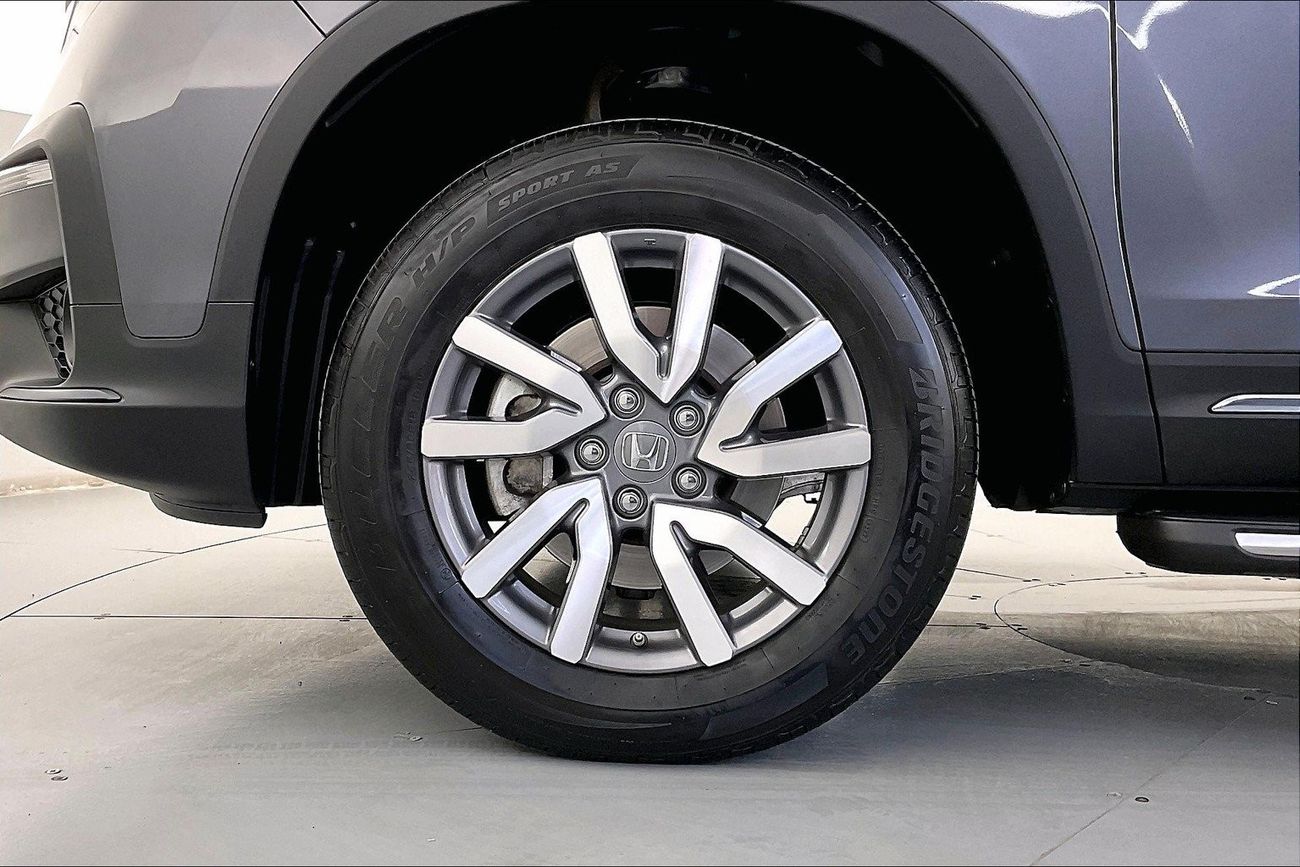 Jeep Grand Cherokee Limited Plus| 1 year free warranty | Exclusive Eid offer