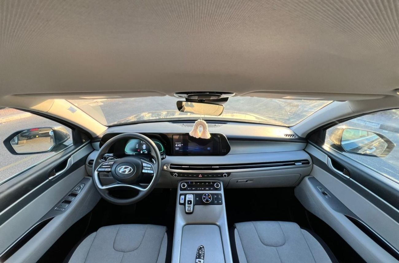 هيونداي باليساد 2023 Hyundai Palisade  MidOption-3.8L V6-AWD 4x4 - -Big Screen - Radar & Sensor