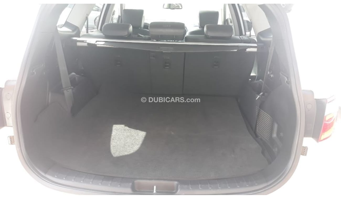 Hyundai Santa Fe 2014 Model Grand santafe V6 3.3 ltr full options Gulf specs panorama navigation camera leather seat