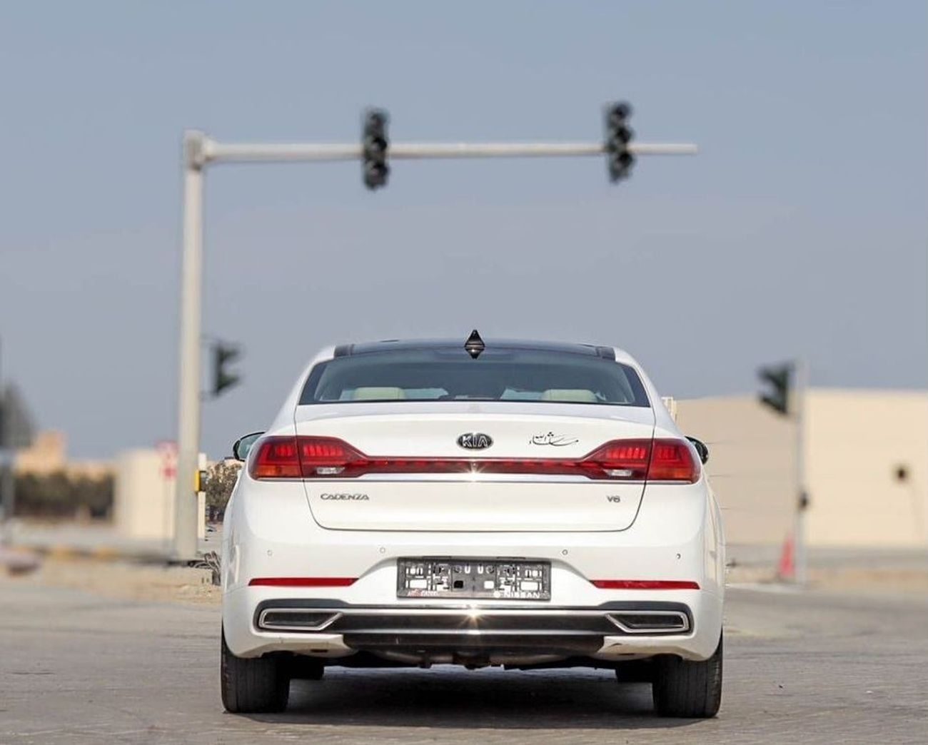 كيا كادنزا EX 3.3L KIA CADENZA V6, 2021 GCC accident-free in excellent condition 1367 P.M