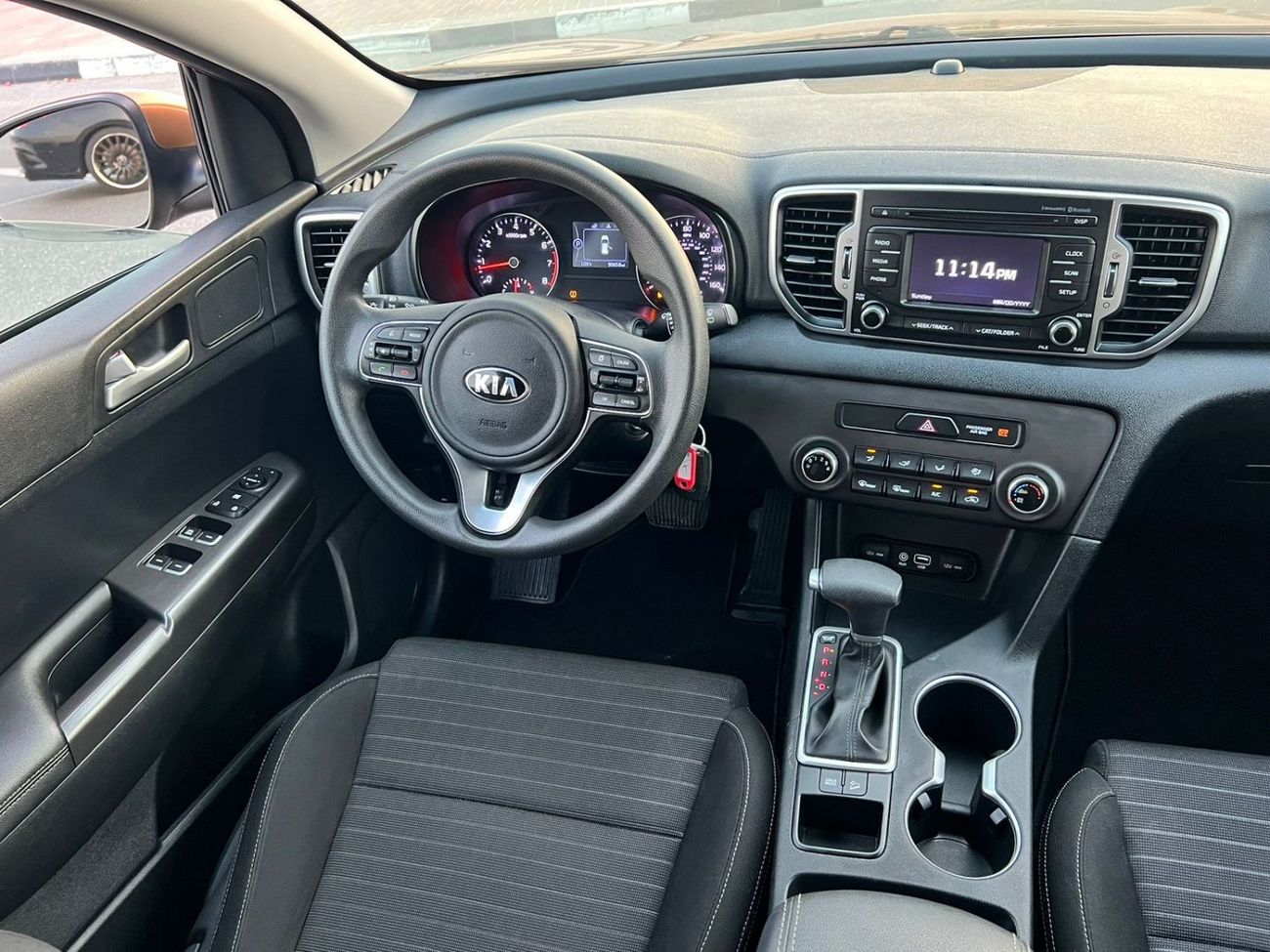 Kia Sportage 2018 KIA SPORTAGE LX // 99,000 mileage // REAR CAMERA // CRUISE CONTROL // RIM // REAR COOLING // VE