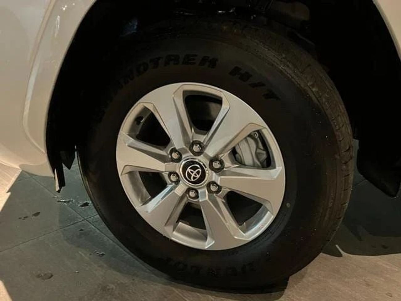 Toyota Land Cruiser Right-Hand drive AX petrol Auto with sunroof