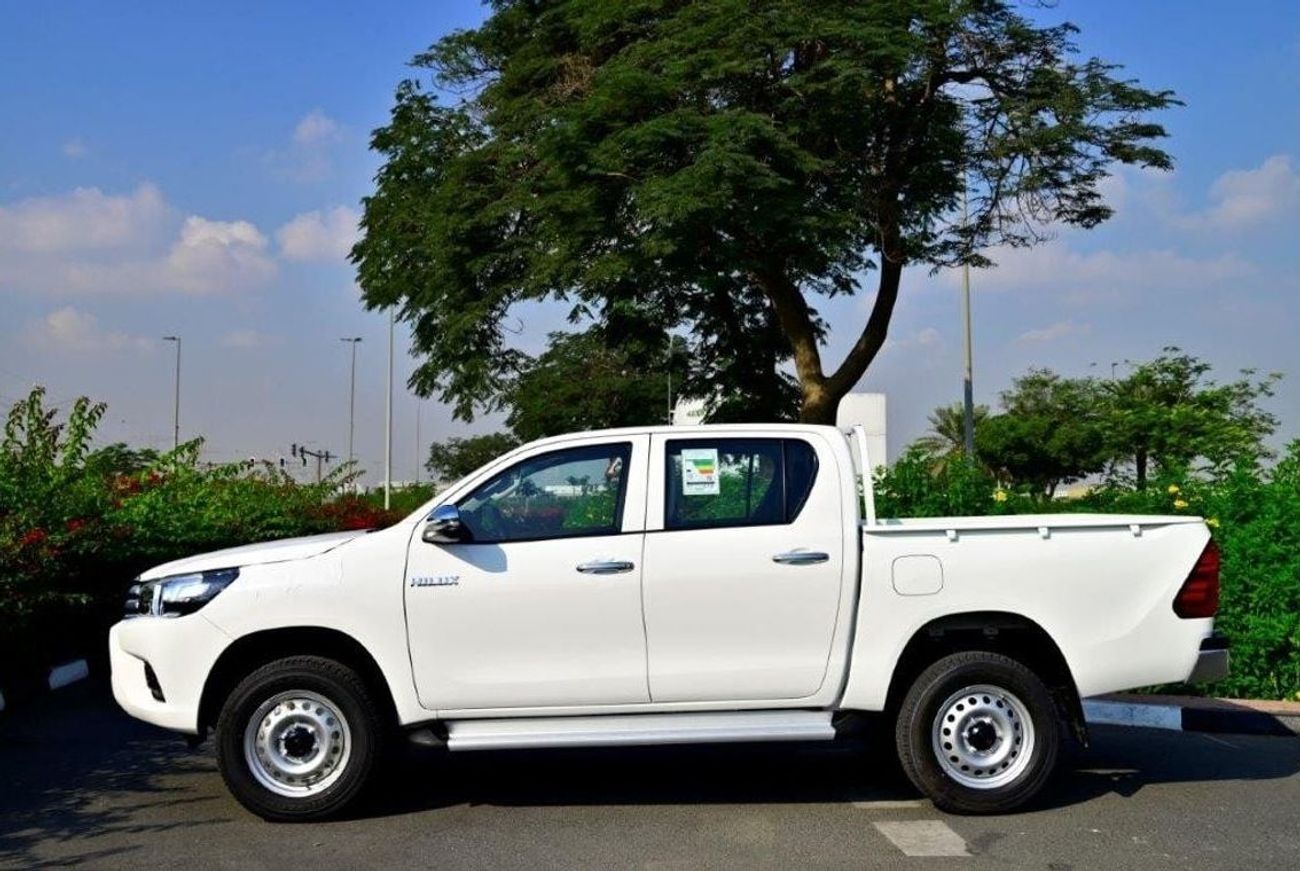 تويوتا هيلوكس 2025 TOYOTA HILUX DOUBLE CAB DLX-G 2.7L PETROL 4WD AUTOMATIC