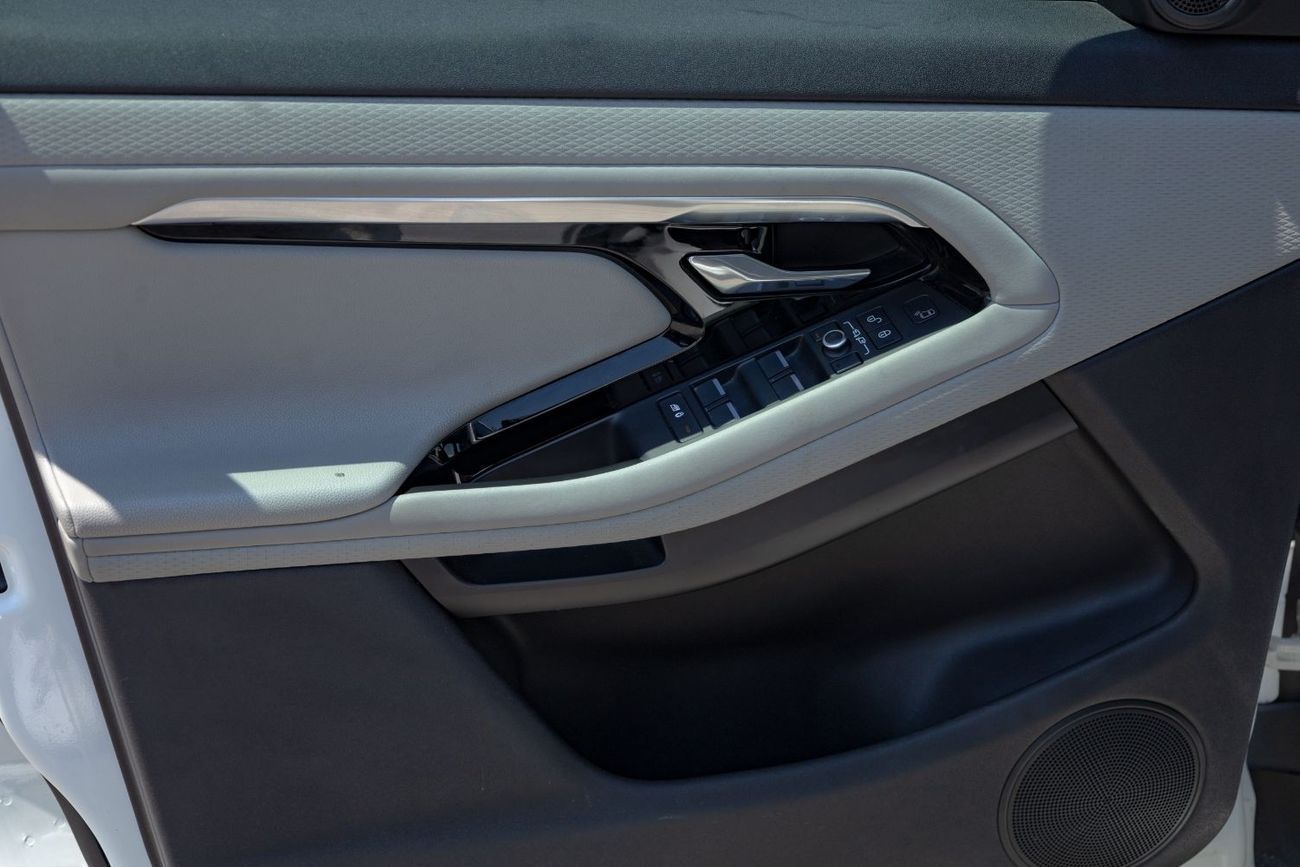 لاند روفر رانج روفر إيفوك P200 S 2.0L