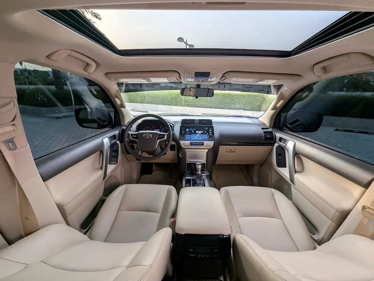 تويوتا برادو GXR 2022 | GCC Specs | Full Option V6 Interior and Exterior Excellent Condition