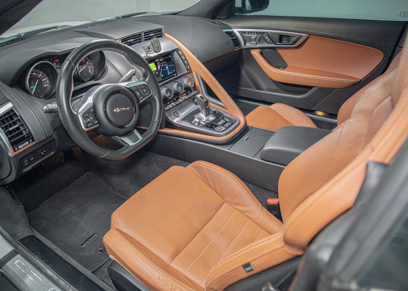 Jaguar F Type R-Dynamic 3.0L (377 HP) Coupe R-Dynamic S/C • 380 BHP V6 • Warranty + Service Contract Available