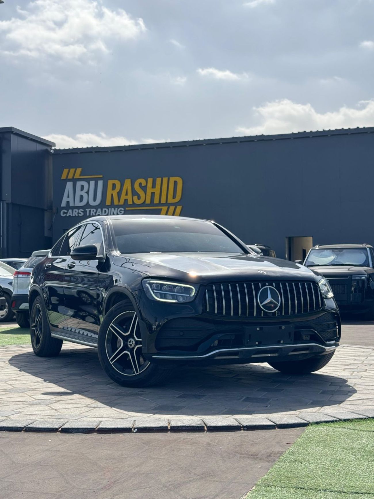 Mercedes-Benz GLC 200 Premium 2.0L AWD