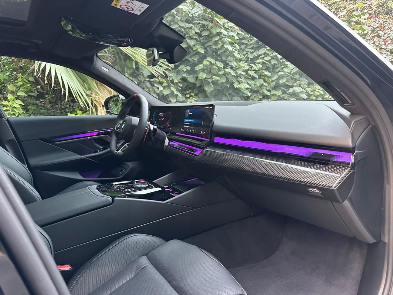 BMW M5 2025 BMW M5 | 4.4L V8 Twin-Turbo | 717 HP | Plug-in Hybrid | Dark Navy Blue | 13000 KM | Like New