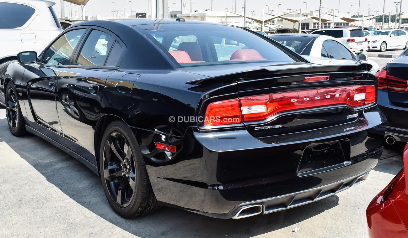 Dodge Charger RT8