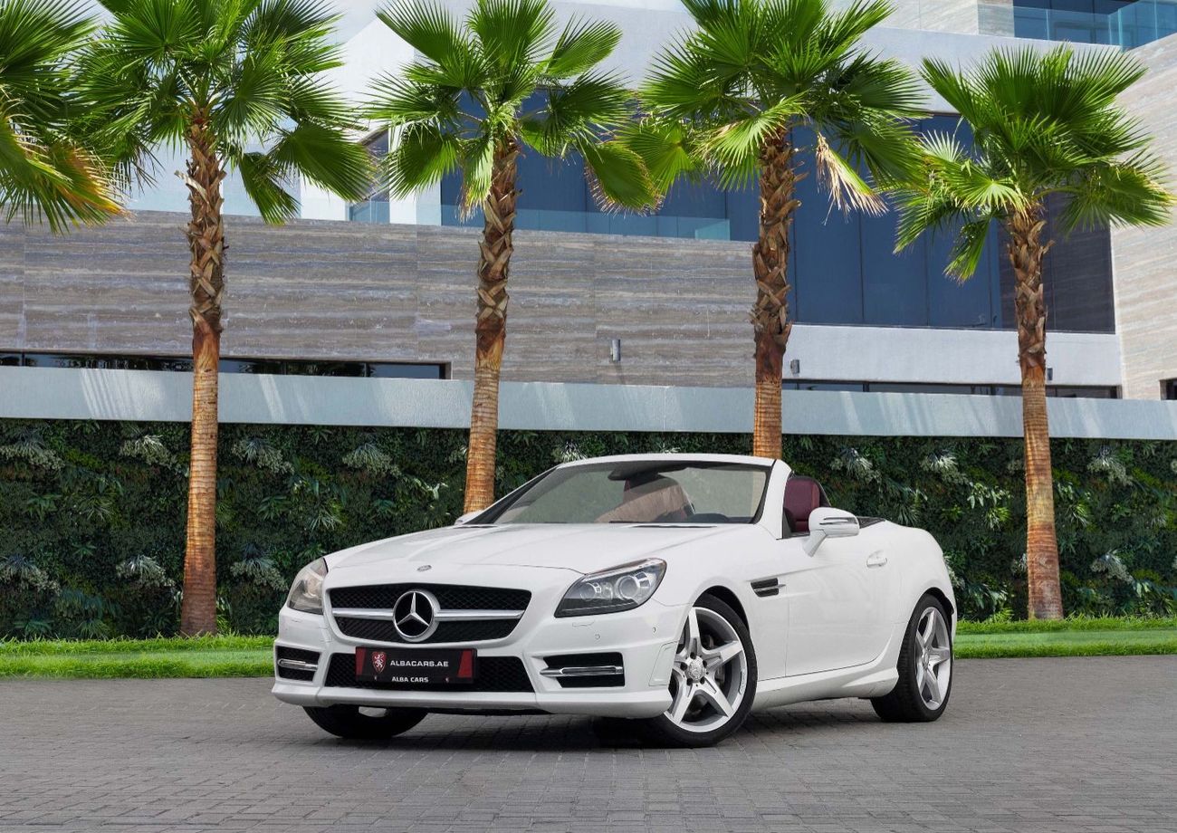Mercedes-Benz SLK 200 200 | 2,019 P.M (4 Years)⁣ | 0% Downpayment | Pristine Condition!