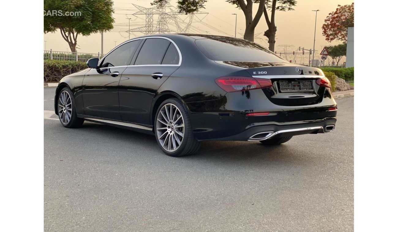 Mercedes-Benz E300 Premium GCC SPEC UNDER WARRANTY AND SERVICE CONTRACT