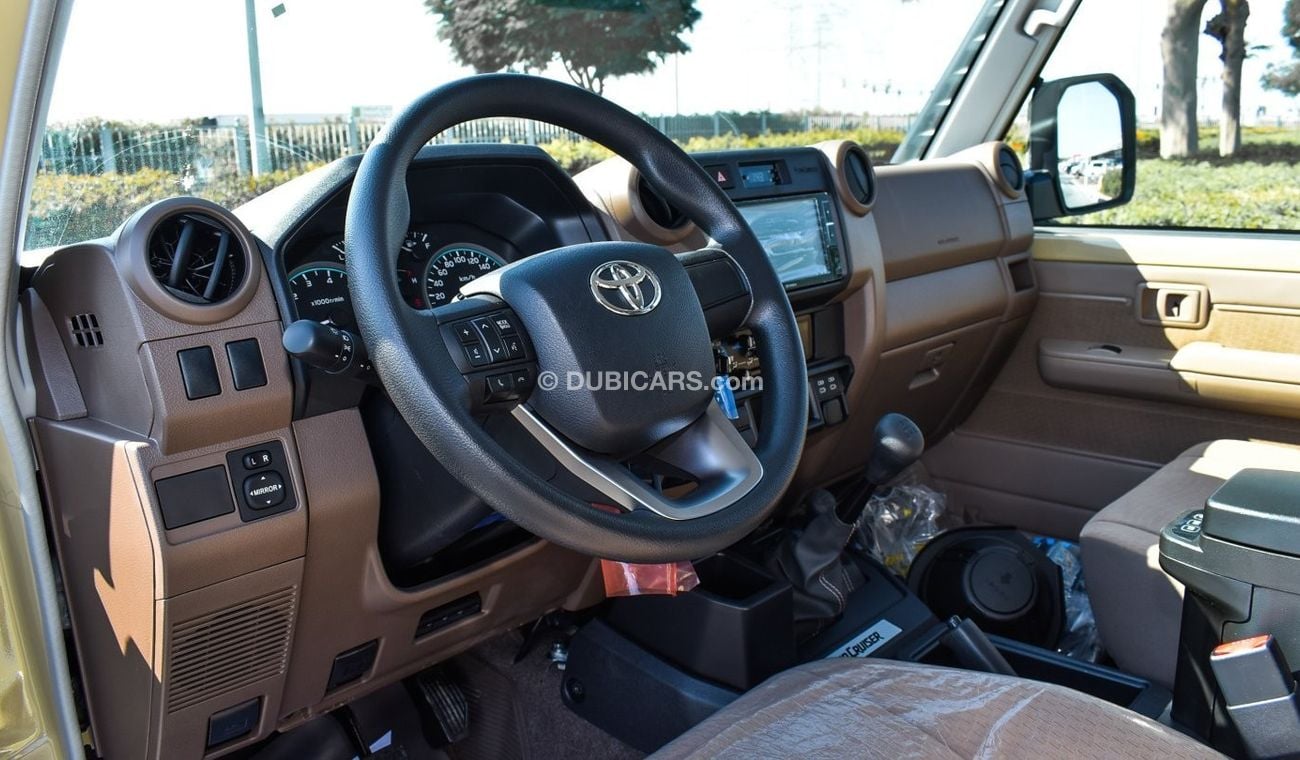 Toyota Land Cruiser 70 4.0L V6 Petrol M/T