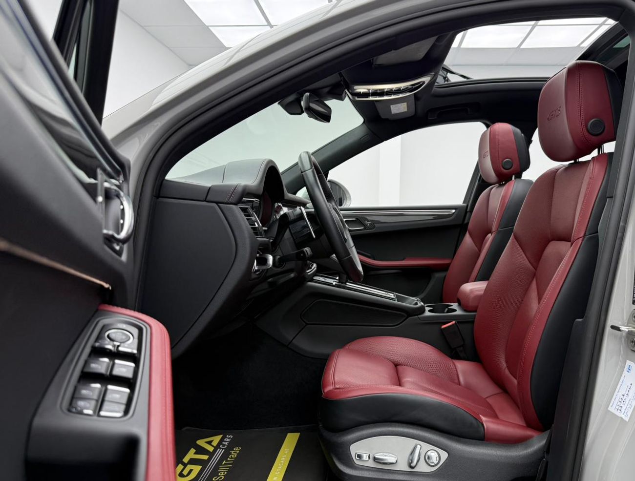 بورش ماكان GTS 2.9L (435 HP) 2024 Porsche Macan GTS