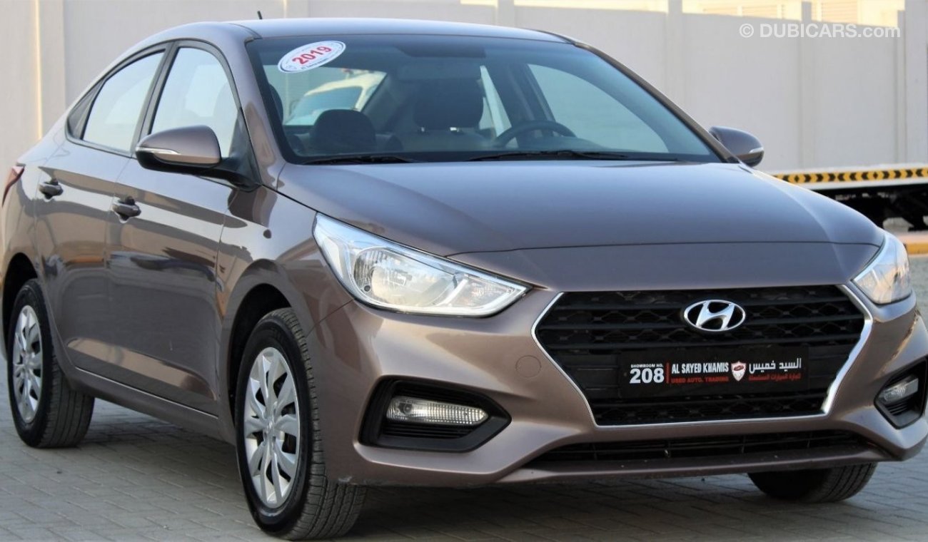 Hyundai Accent Hyundai Accent 2019 GCC in excellent condition without accidents, very clean from inside and outside