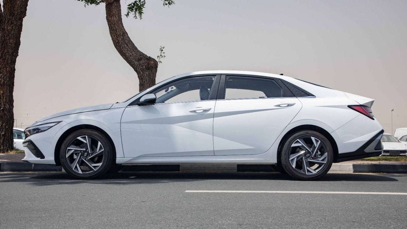 هيونداي إلانترا 1.5L Premium | 2025 | For Local Registration +10%