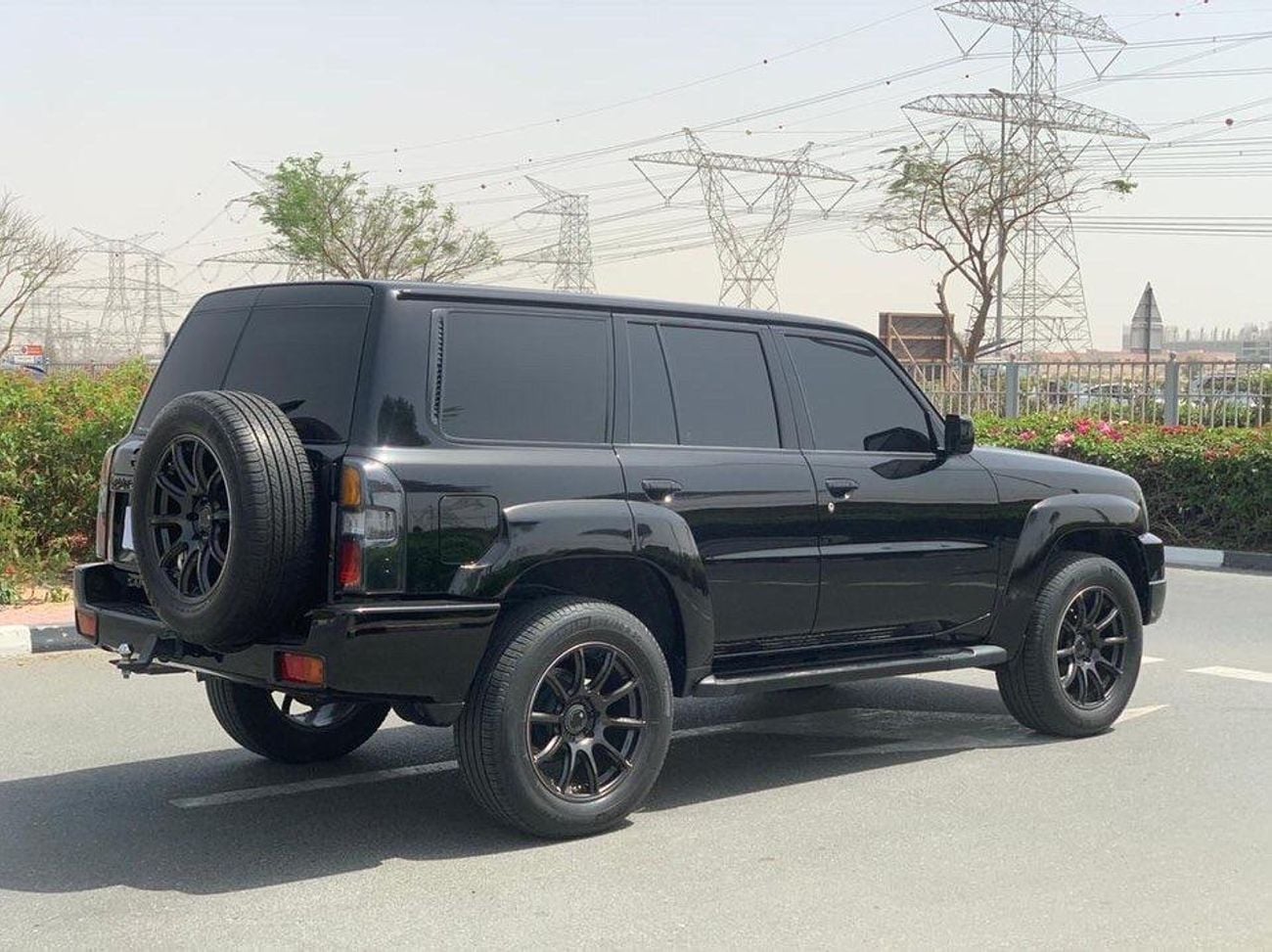 نيسان باترول GCC SPEC NEAT AND CLEAN