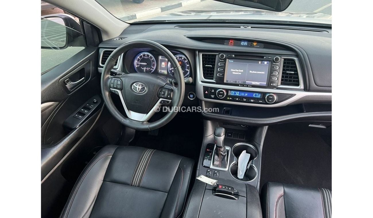 Toyota Highlander *Offer*2019 Toyota Highlander SE -FULL Option 3.5L V6 /