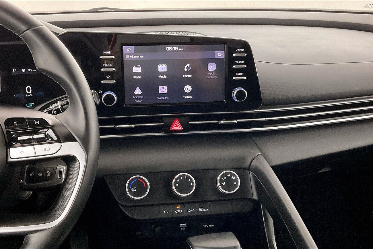 Hyundai Elantra Smart | 1 year free warranty | 0 down payment | 7 day return policy