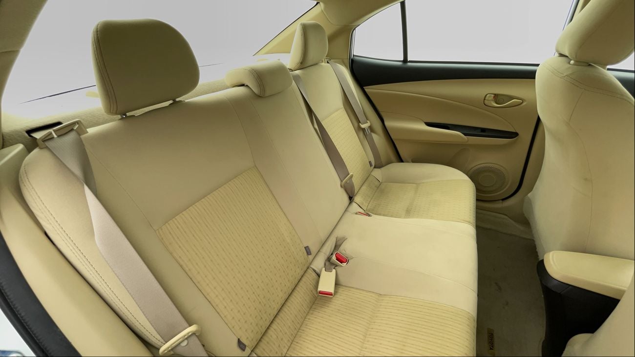 تويوتا يارس SE 1.5 | بدون دفعة مقدمة | اختبار القيادة في المنزل