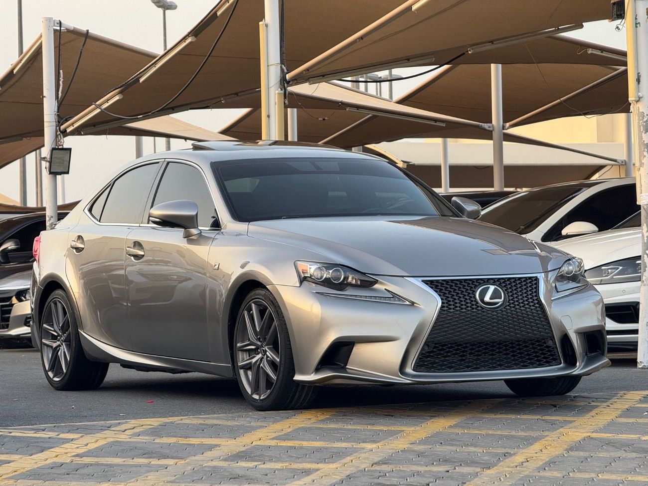 لكزس IS200t F Sport 2.0L