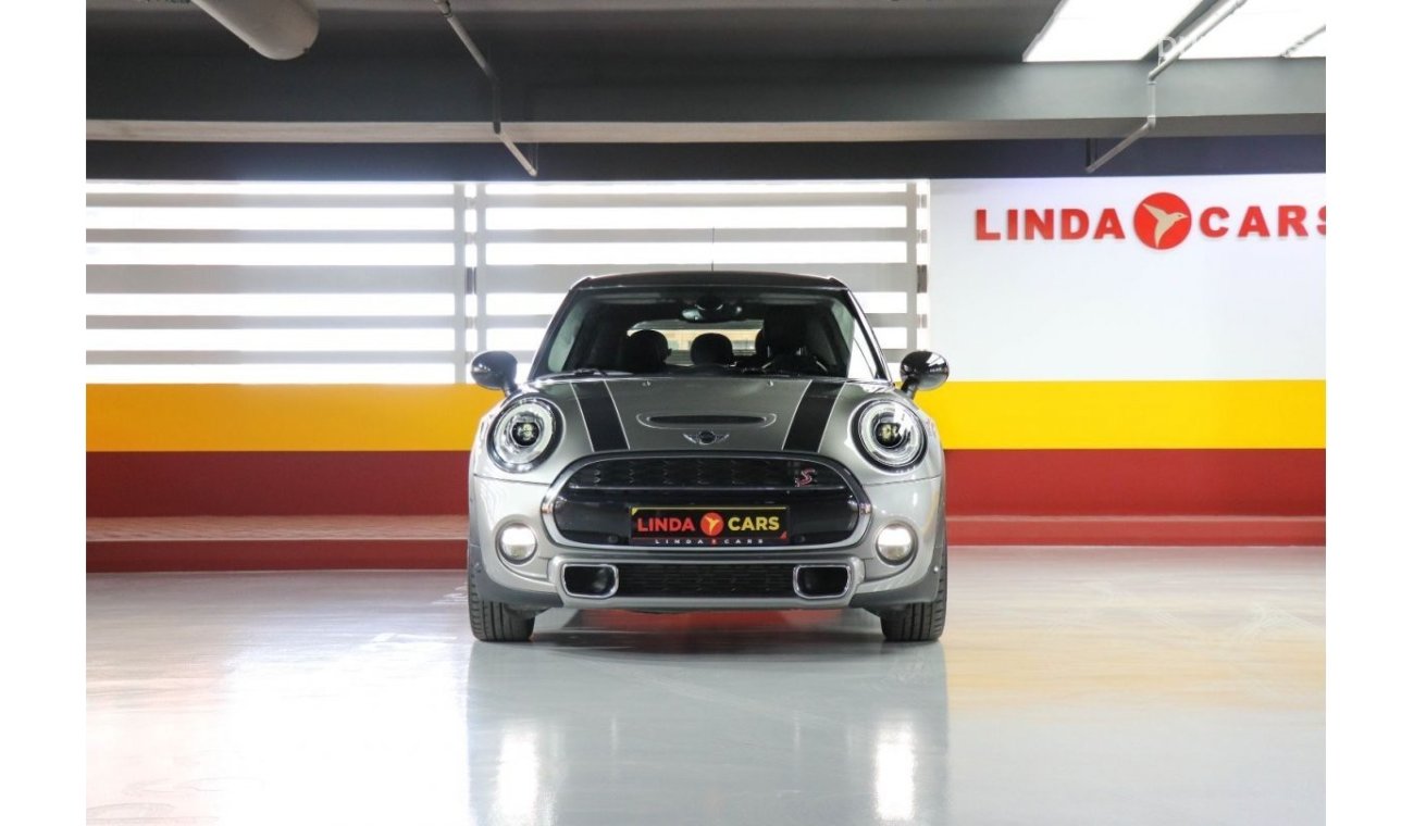 Mini Cooper S RESERVED ||| Mini Cooper S 2018 GCC under Agency Warranty with Flexible Down-Payment