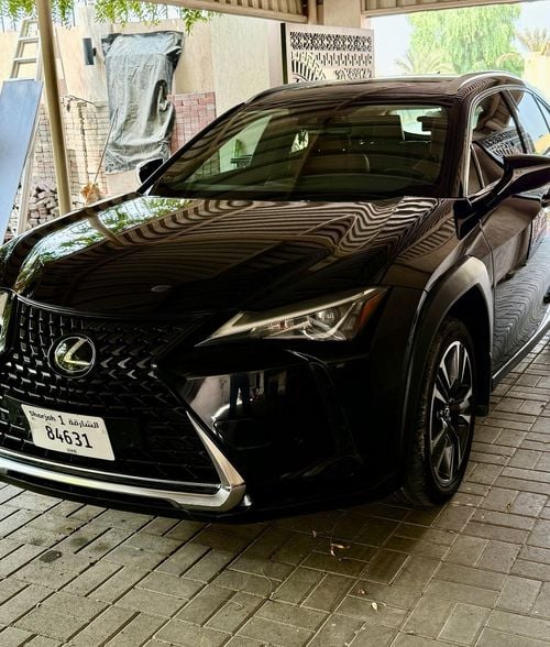 Lexus UX200