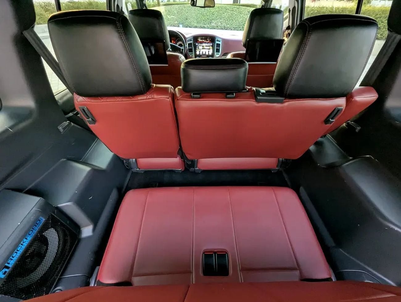 Mitsubishi Pajero Signature Edition GCC Specs