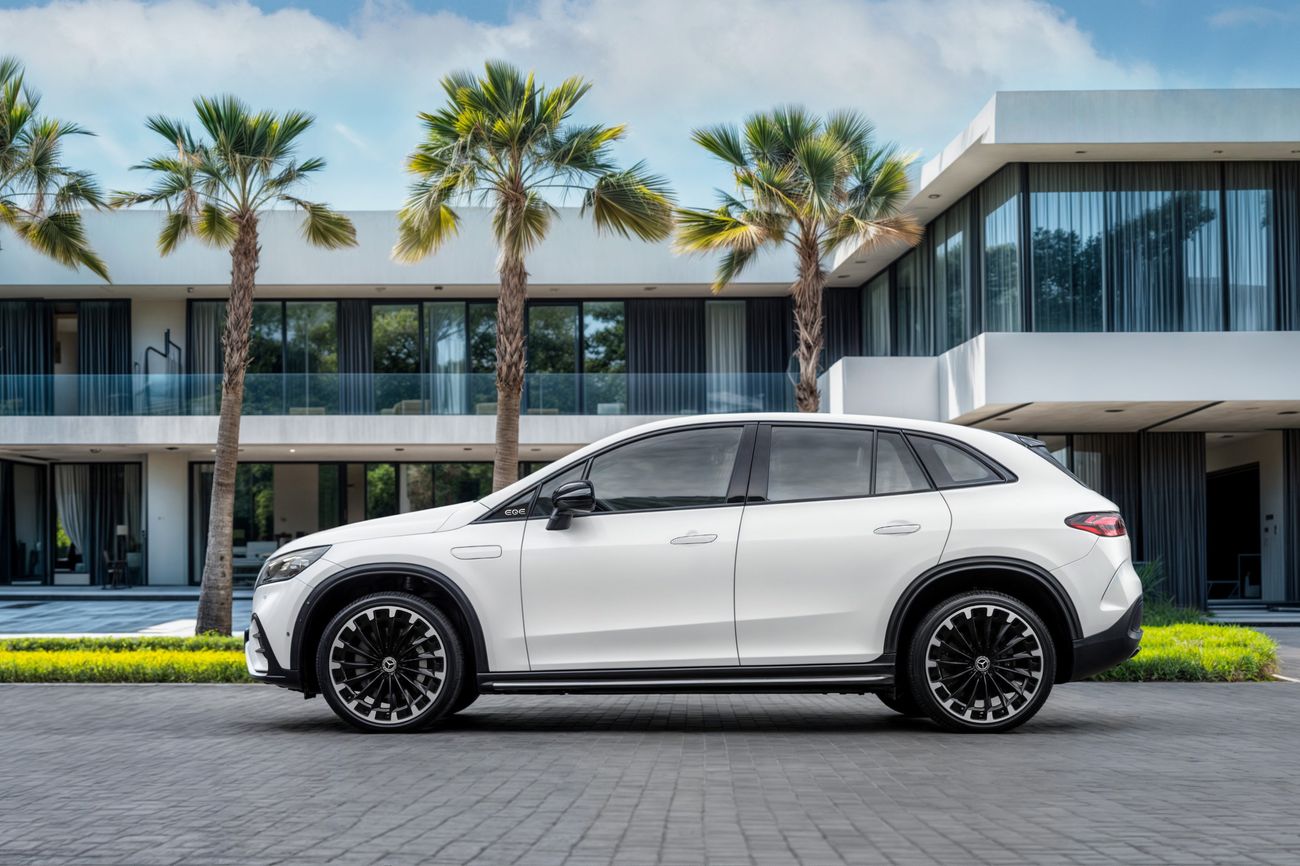 مرسيدس بنز EQE 500 EQE 500 4Matic | 4,309 P.M | 0% Downpayment | EQE 500 | GARGASH WARRANTY/SERVICE!