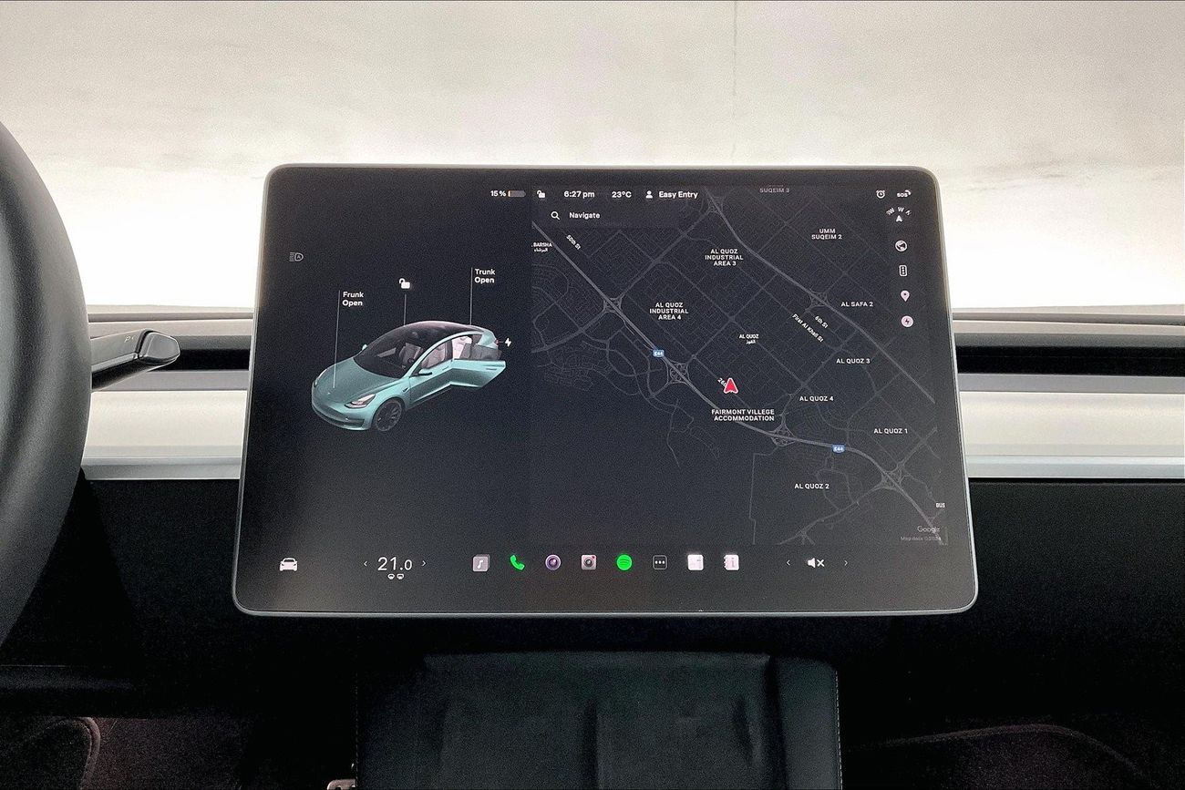 تسلا موديل 3 Performance (Dual Motor) | عرض العيد الحصري | خالية من أضرار الفيضانات