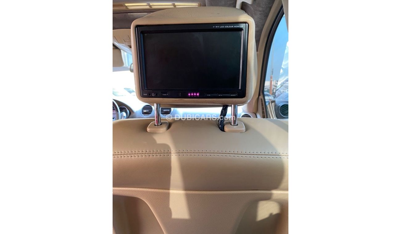 Mercedes-Benz GL 500 Mercedes GL500,2009, GCC, full option , like new, in excellent condition