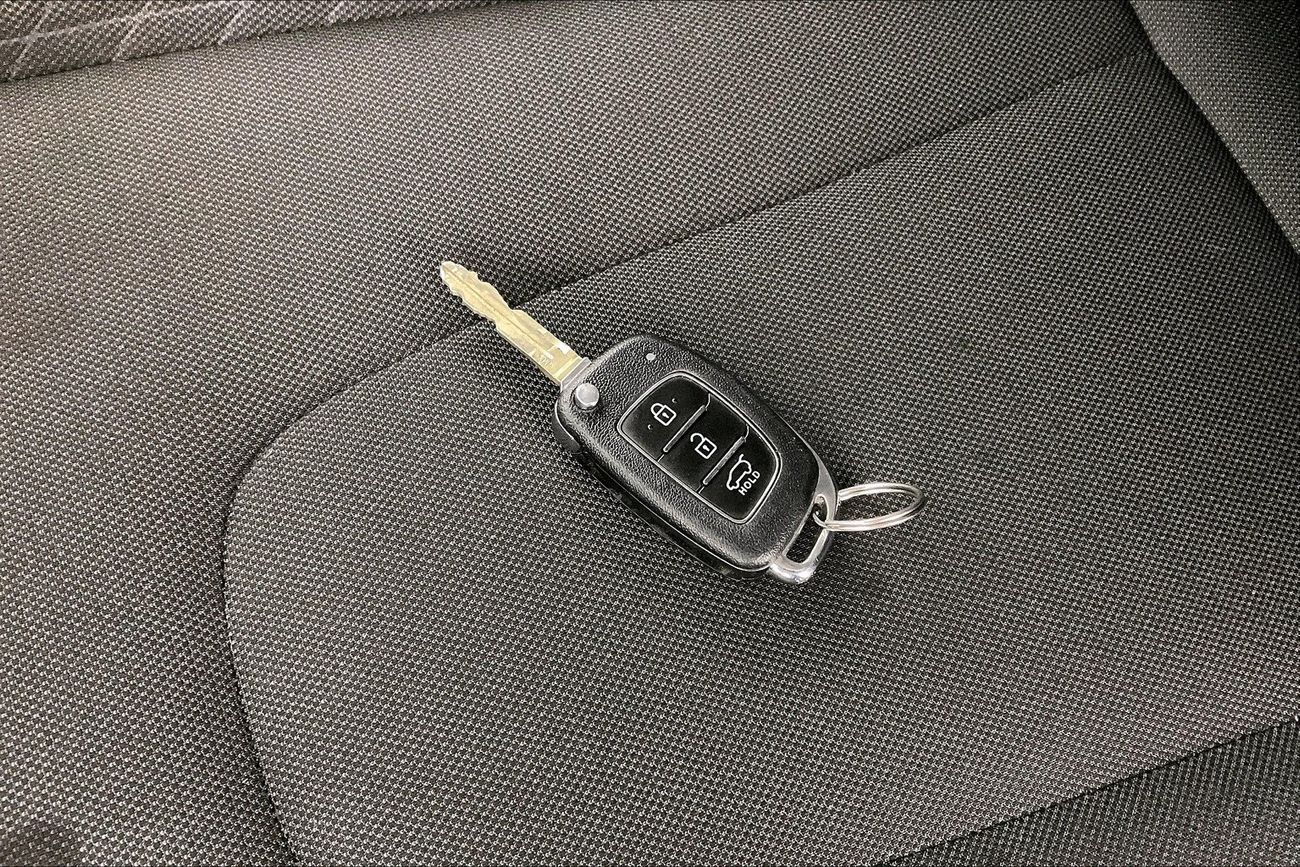 Hyundai Elantra Smart | 1 year free warranty | 0 Down Payment