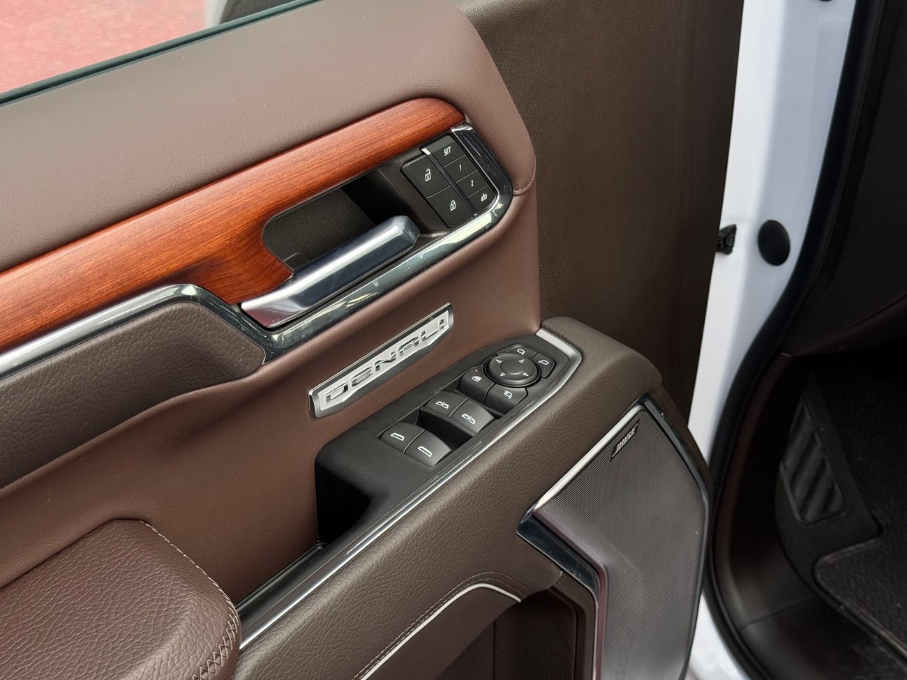 جي أم سي سييرا Denali Duramax Turbo Diesel Brand New 0Km