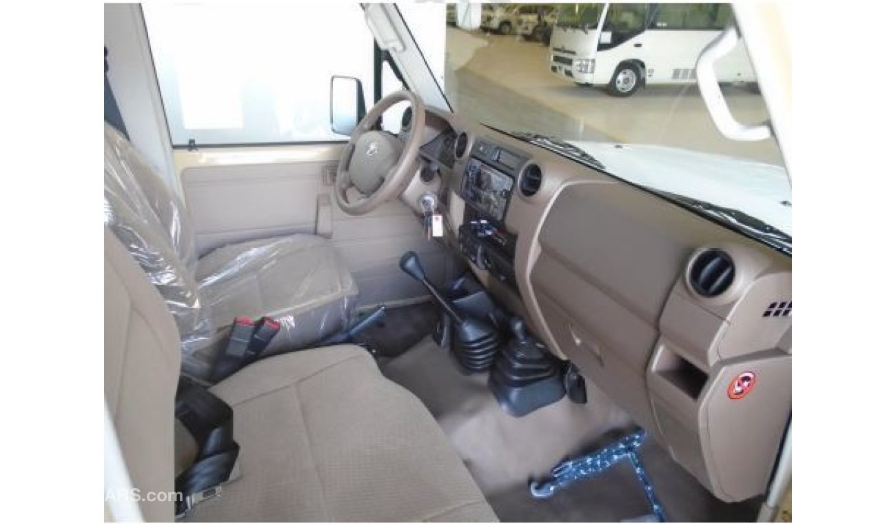 Toyota Land Cruiser Pick Up VD7J9 Petrol Single Cabin Pick Up