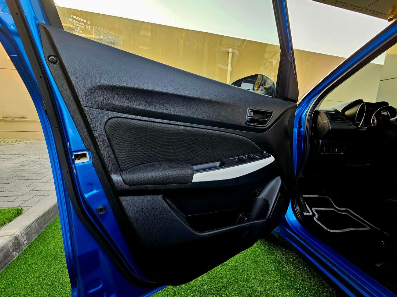 Suzuki Swift SWIFT 1.2L GCC JAPAN VERSION /  LOW MILEAGE