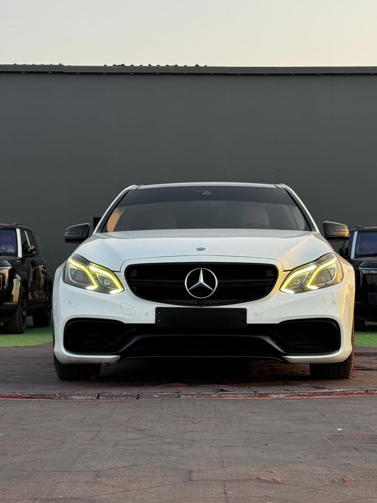 Mercedes Benz E300