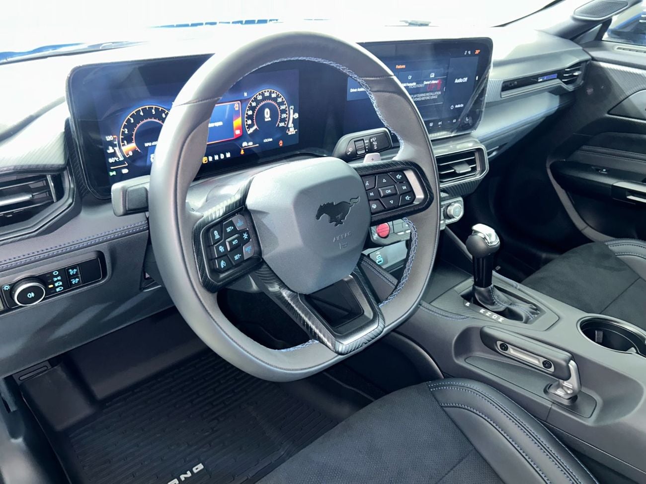 Ford Mustang DARK HORSE 5.0 (500HP) A/T MCP7125 / AL TAYER MOTORS / AL QOUZ SHOWROOM