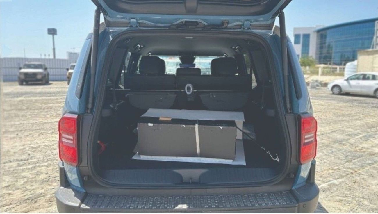 تويوتا برادو 2.4 Petrol 2025