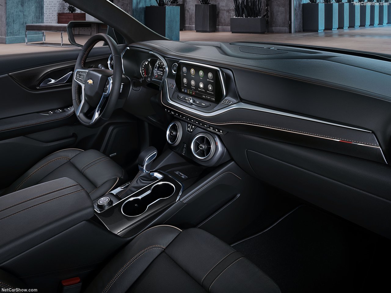 Chevrolet Blazer interior - Cockpit