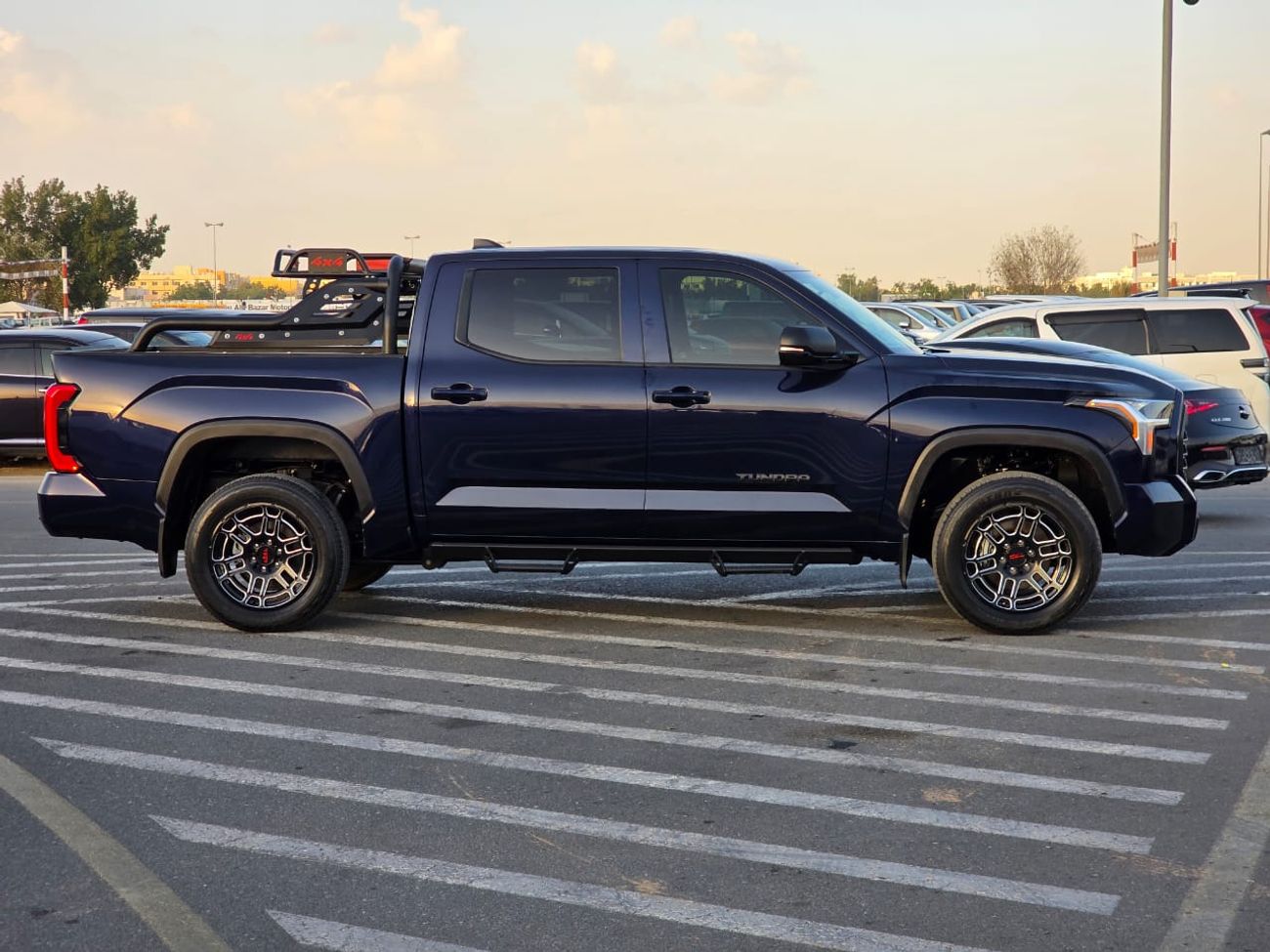 تويوتا تاندرا CREWMAX SR5