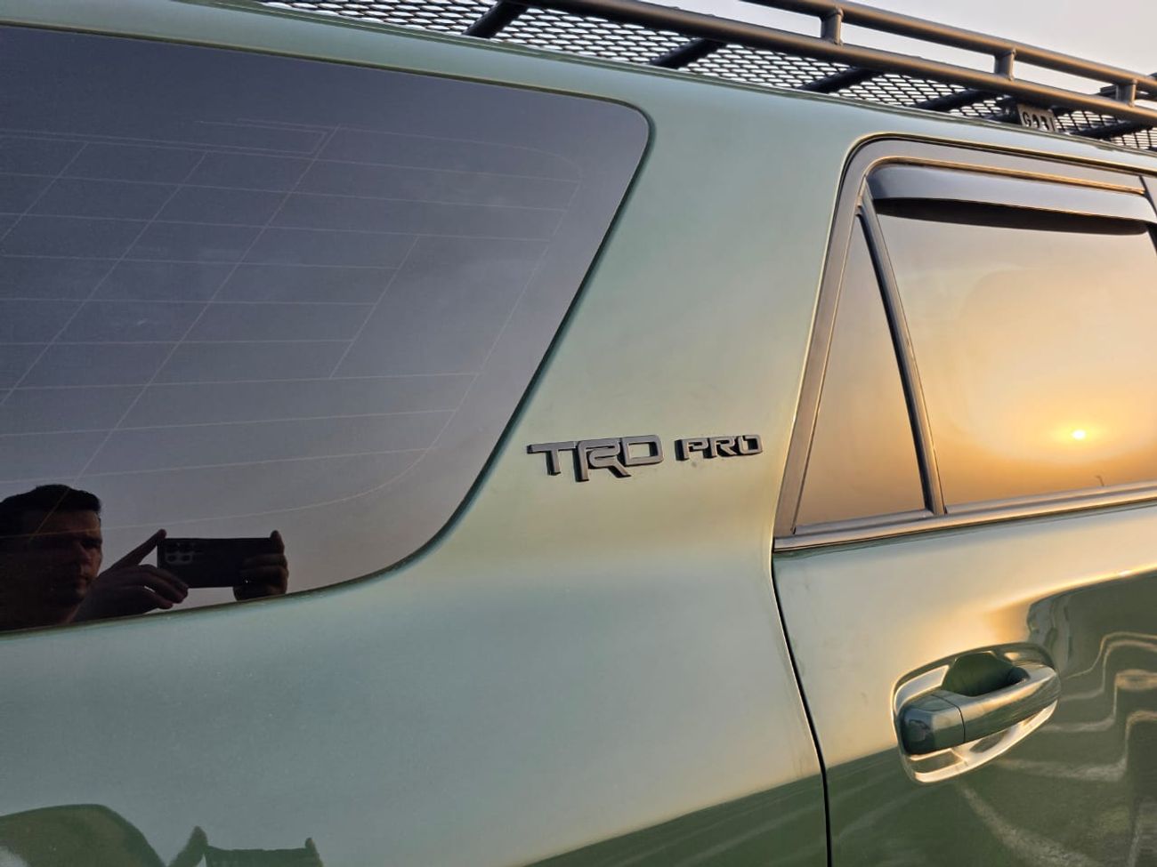 Toyota 4Runner 2020 Model TRD Pro Sunroof, 4x4 , original leather seat and Push button