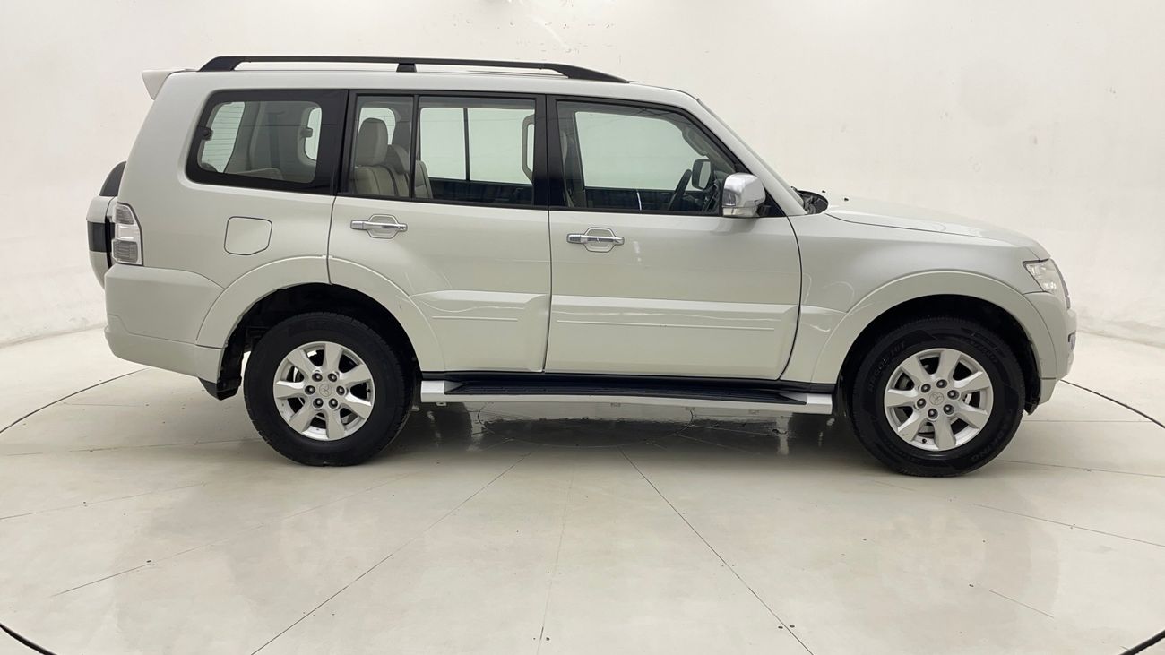 Mitsubishi Pajero GLS MID 3.5 | Zero Down Payment | Home Test Drive