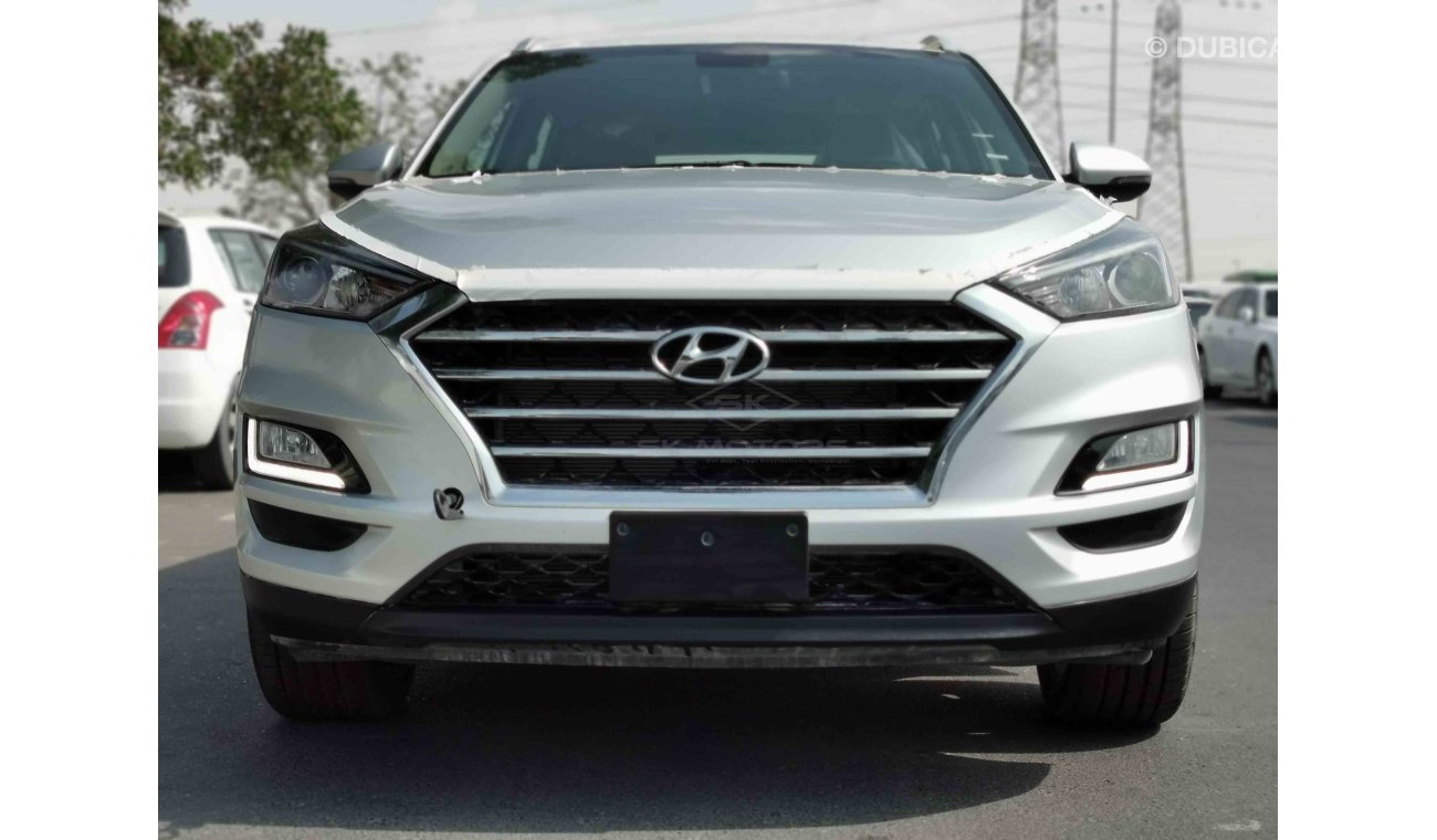 Hyundai Tucson 1.6L 4CY Petrol, 19" Rims, DRL LED Headlights, Front & Rear A/C, Fabric Seats, USB-AUX(CODE # HTS09)