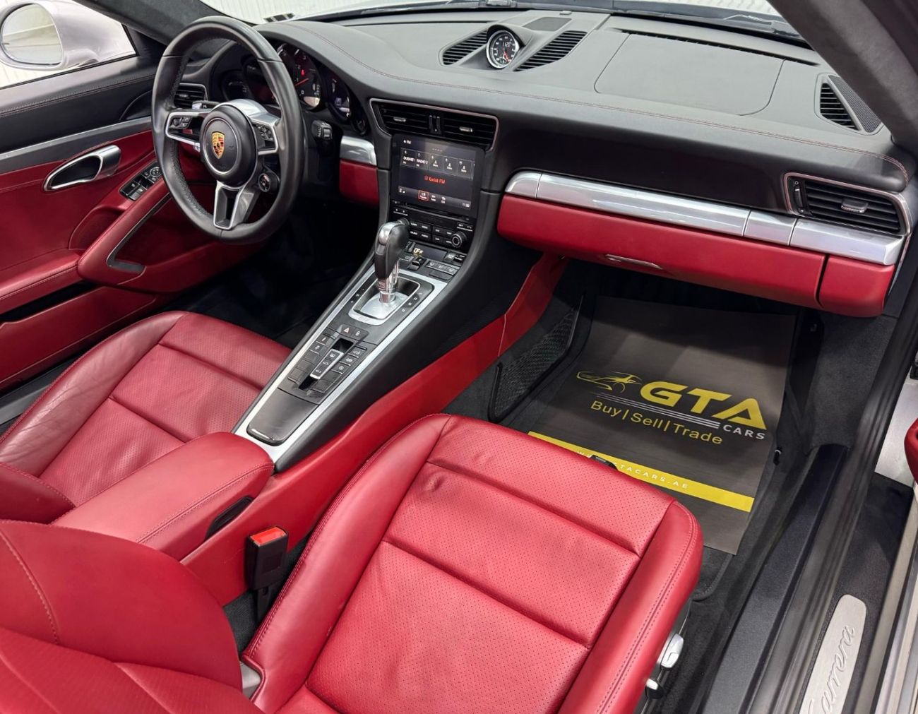 بورش 911 2018 Porsche 911 Carrera, Warranty, Full Agency Service History, Excellent Condition, GCC