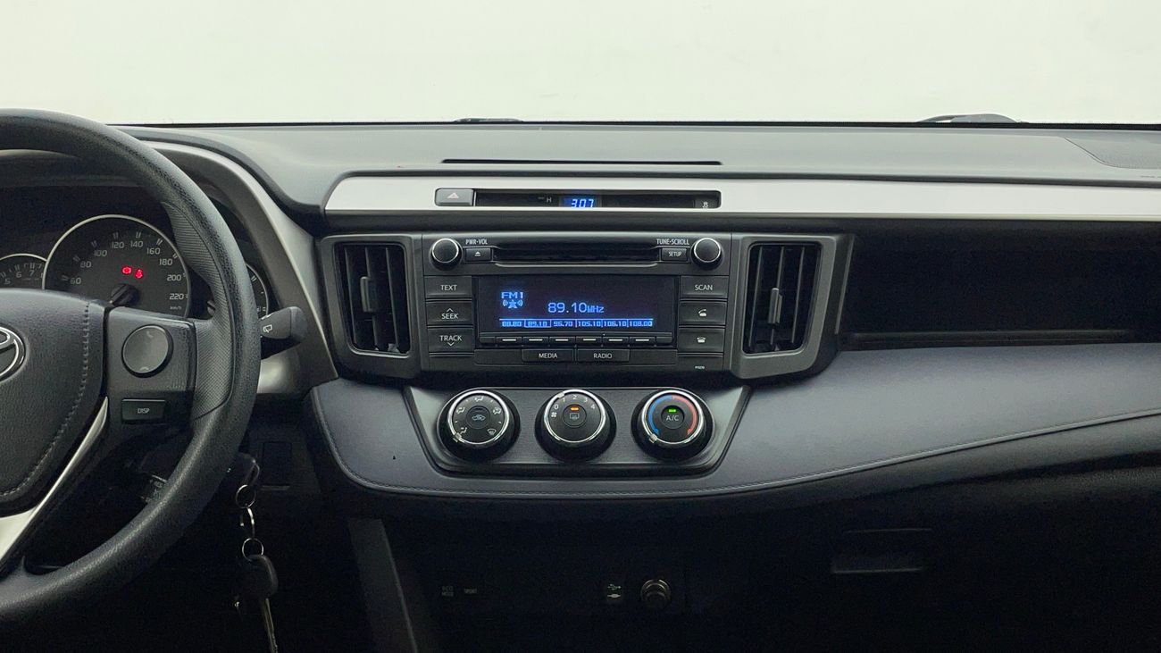 تويوتا راف ٤ EX 2.5 | بدون دفعة مقدمة | اختبار القيادة في المنزل