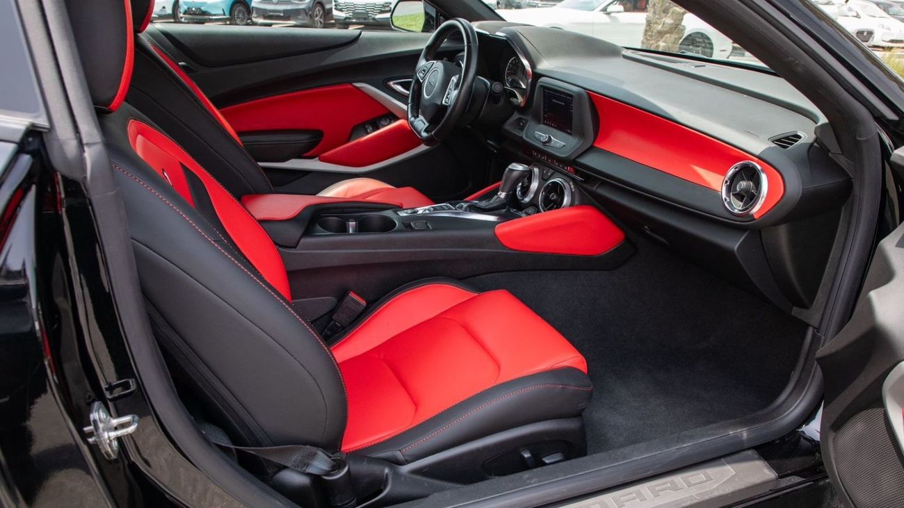 Chevrolet Camaro 1LT