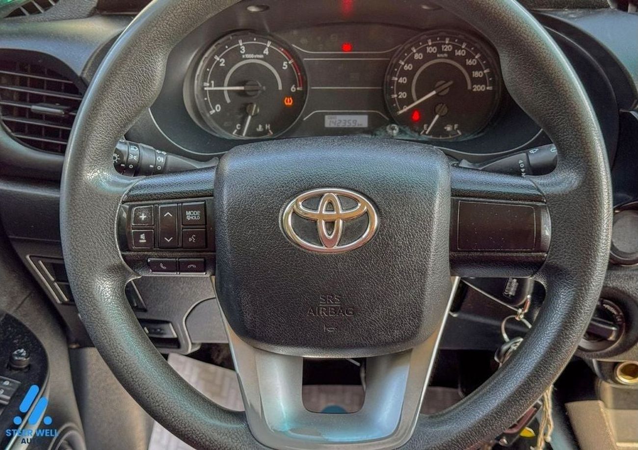 Toyota Hilux DLX 2.4L 4WD Diesel MT DC / Ready to Drive / GCC / Book Now!