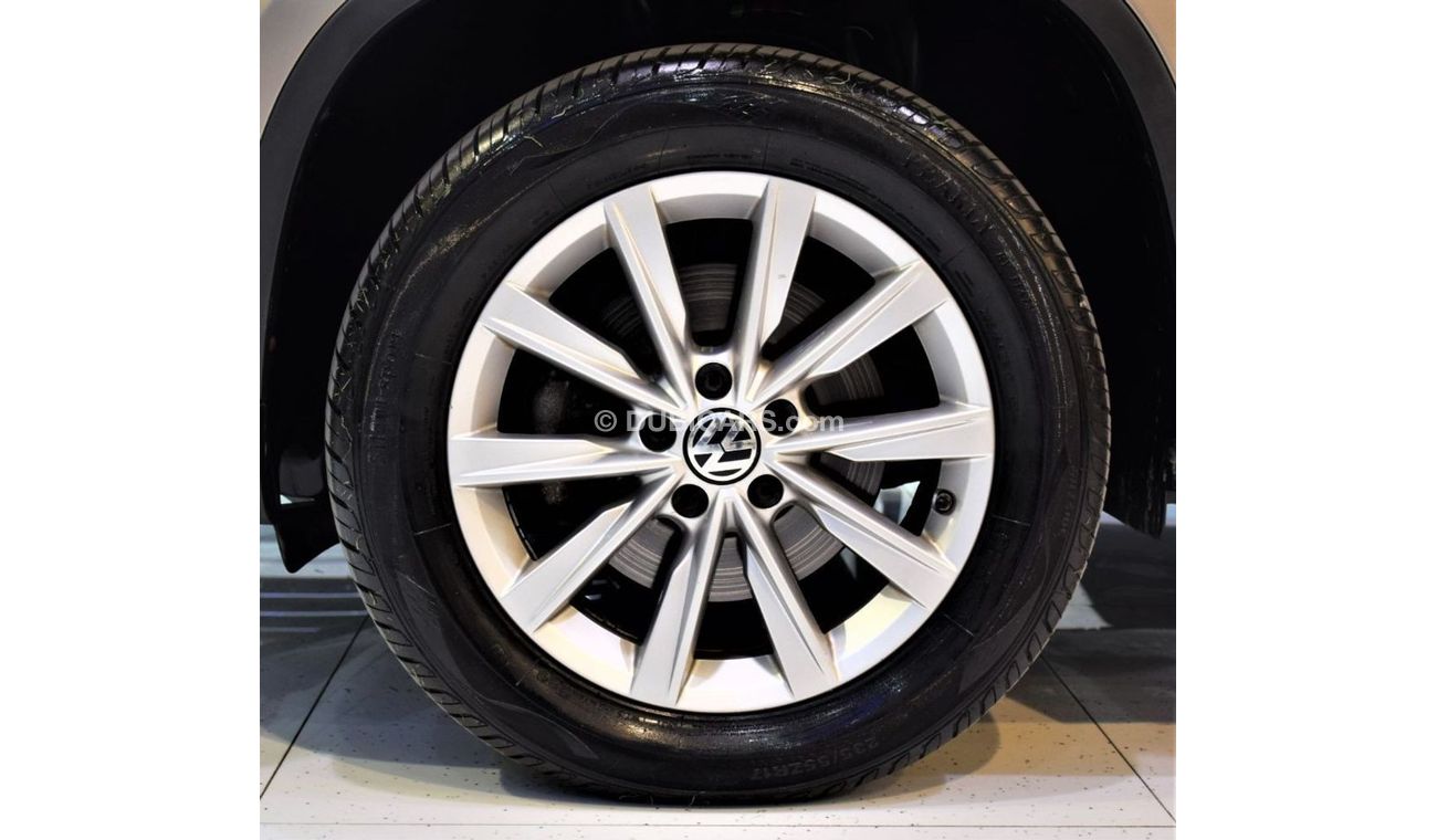 Volkswagen Tiguan Volkswagen Tiguan 2.0 TSI 4 Motion 2013 Model!! in Gold Color! GCC Specs