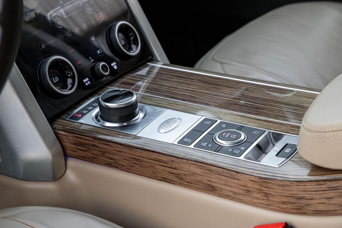 لاند روفر رينج روفر Vogue SE Supercharged | 3,525 P.M  | 0% Downpayment | IMMACULATE!