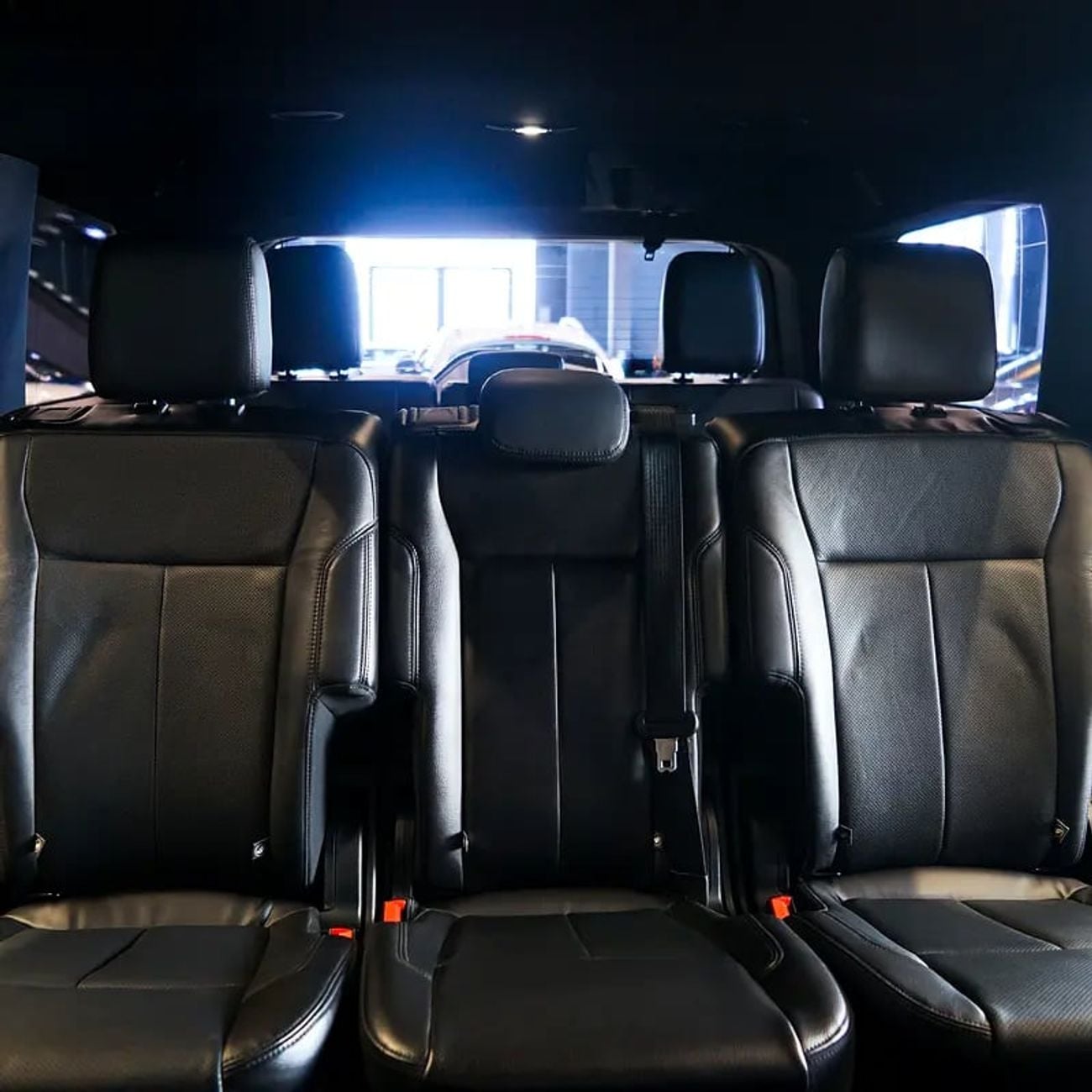 فورد إكسبيديشن XLT 3.5L (380 HP) FWD 1,865 pm • 0% Downpayment • XLT • Agency Warranty